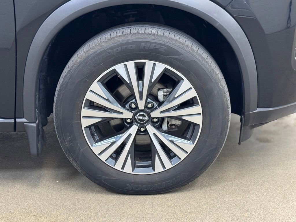 Used 2023 Nissan Rogue SV w/ SV Premium B Package AWD/4WD image 4