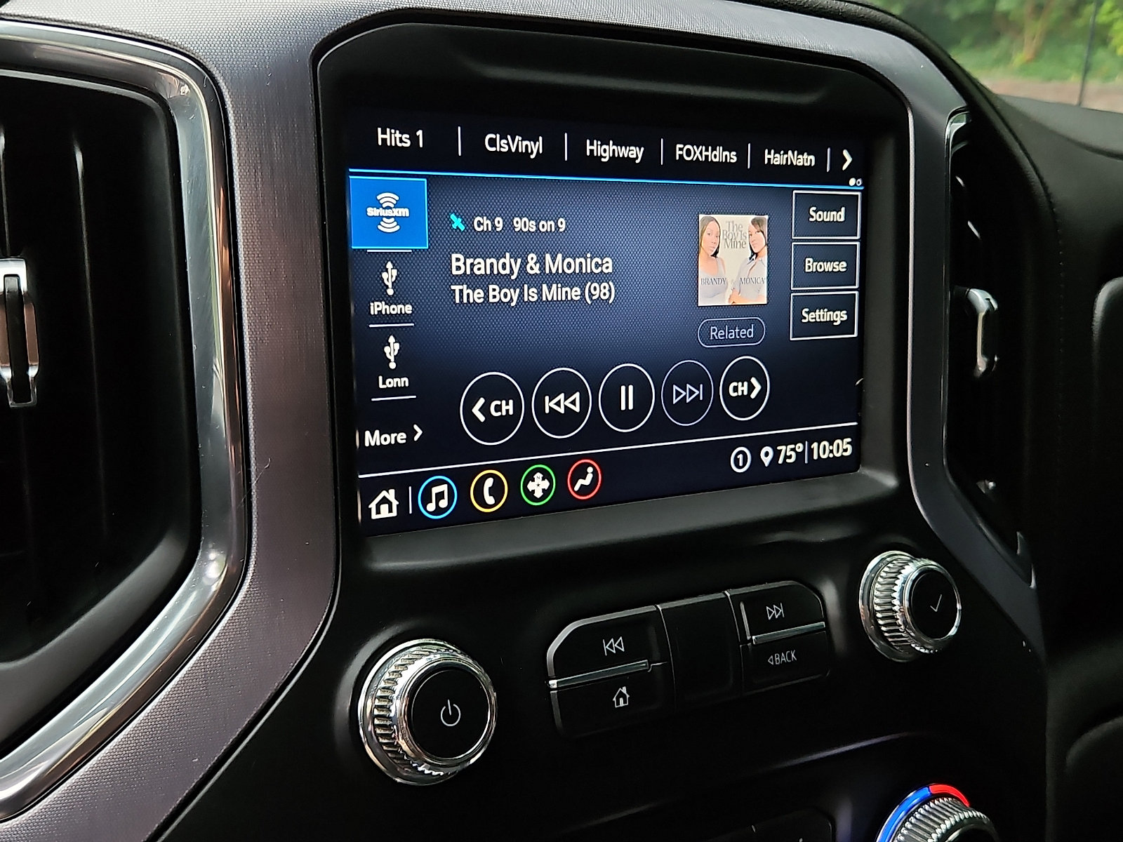 Used 2020 GMC Sierra 1500 SLT w/ SLT Convenience Package AWD/4WD image 16