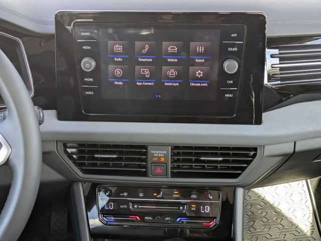 Used 2026 Volkswagen Jetta SE image 23