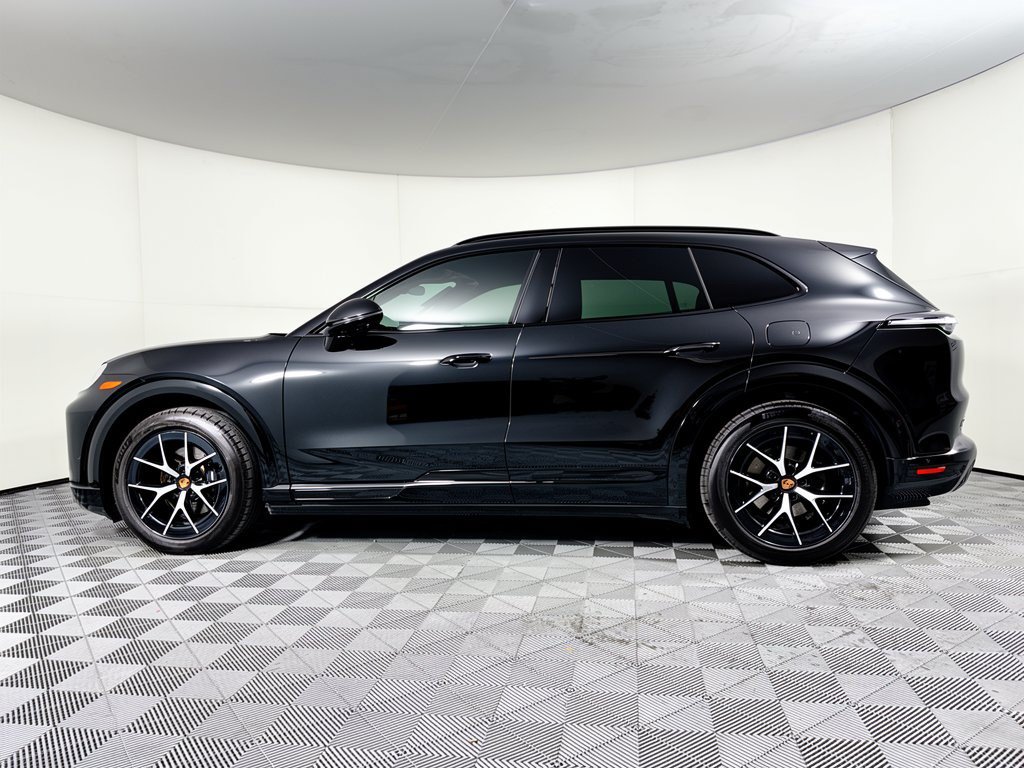 New 2026 Porsche Cayenne Electric AWD/4WD image 2