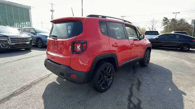 Used 2022 Jeep Renegade Latitude AWD/4WD image 8