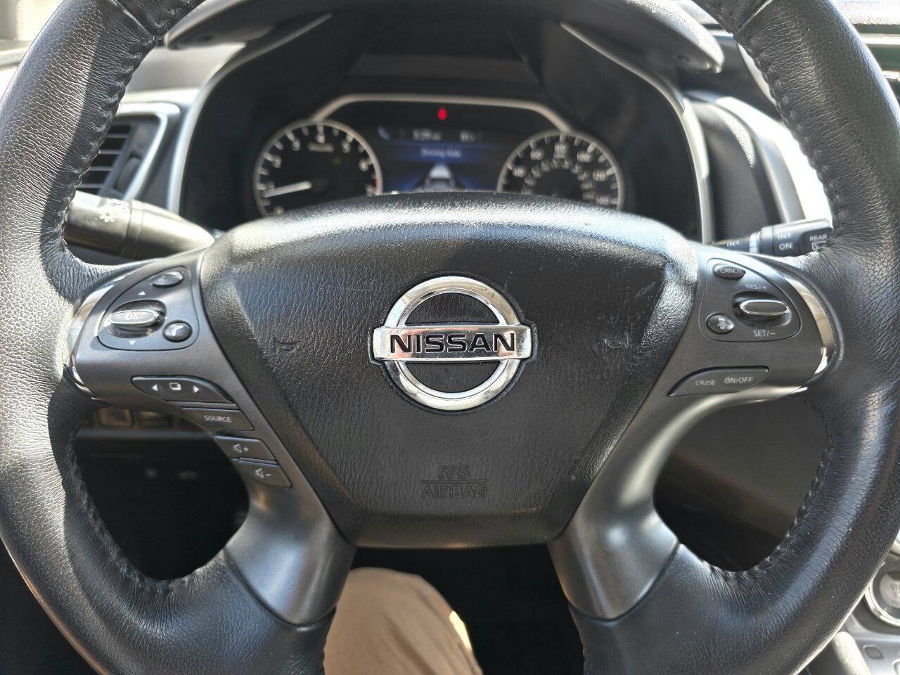 Used 2020 Nissan Murano SV AWD/4WD image 11