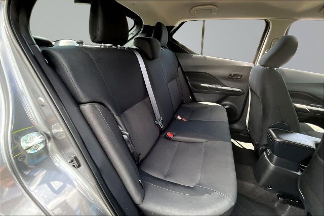Used 2024 Nissan Kicks S FWD image 23