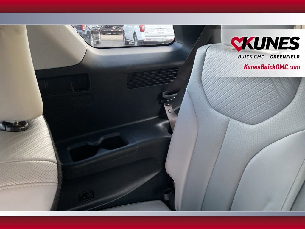 Used 2024 Hyundai Palisade SEL image 36