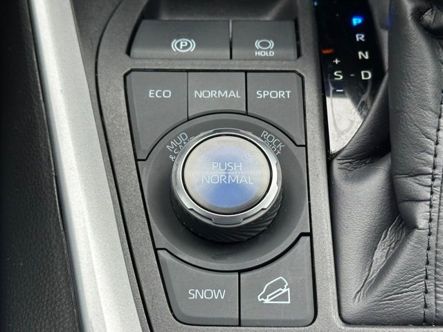 Used 2024 Toyota RAV4 Limited w/ Advanced Technology Package AWD/4WD image 40