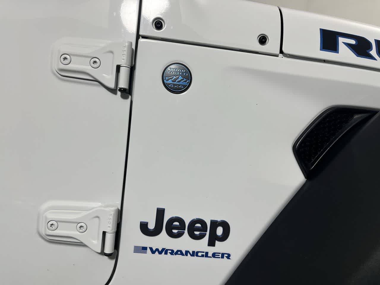 Used 2024 Jeep Wrangler Unlimited Rubicon 4xe AWD/4WD image 11