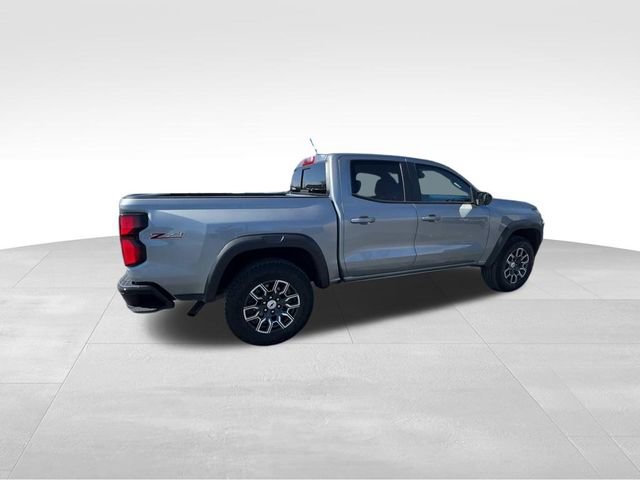 Used 2024 Chevrolet Colorado Z71 w/ Z71 Convenience Package 2 image 11