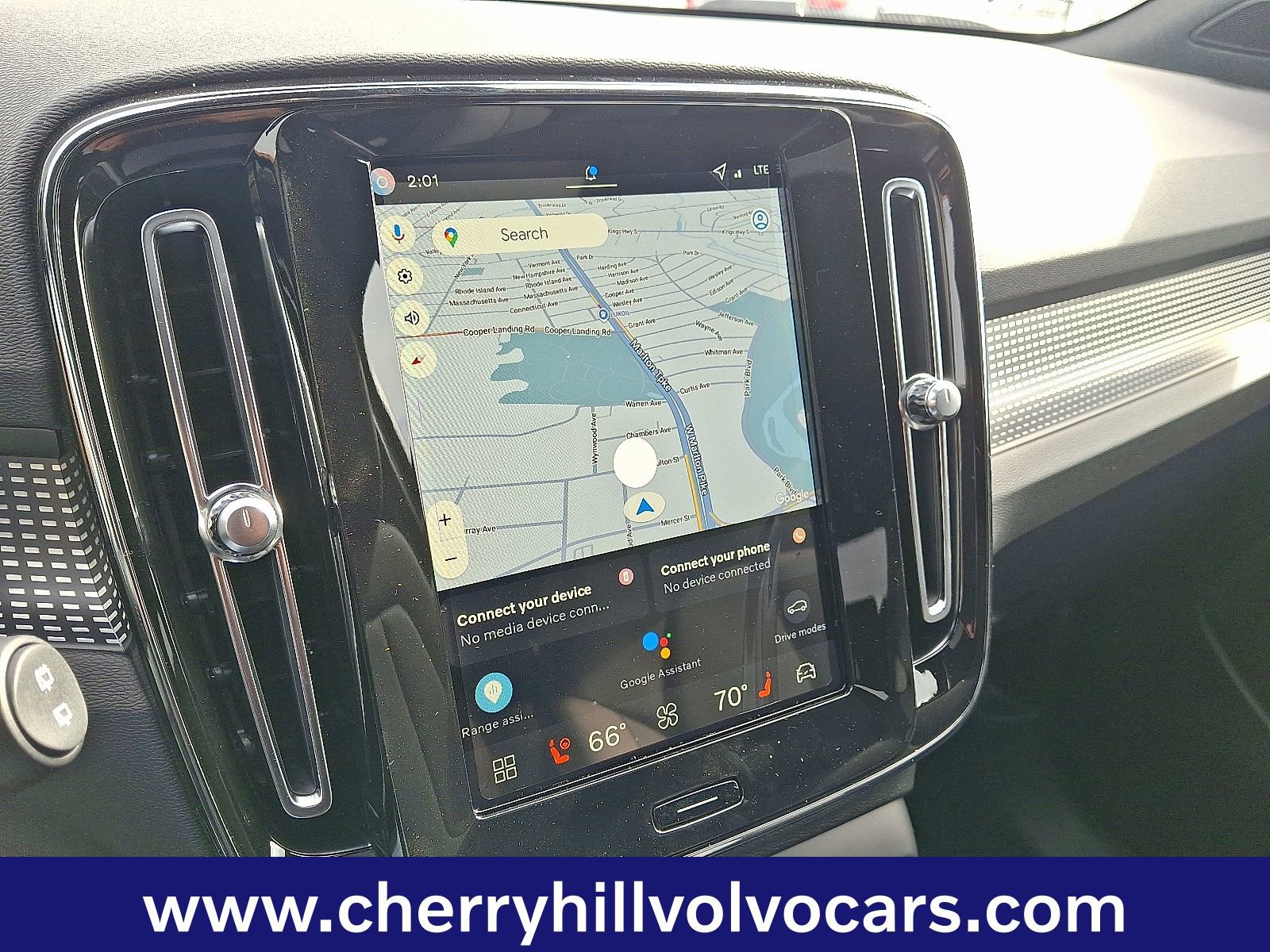 New 2026 Volvo EX40 Plus w/ Climate Package image 14