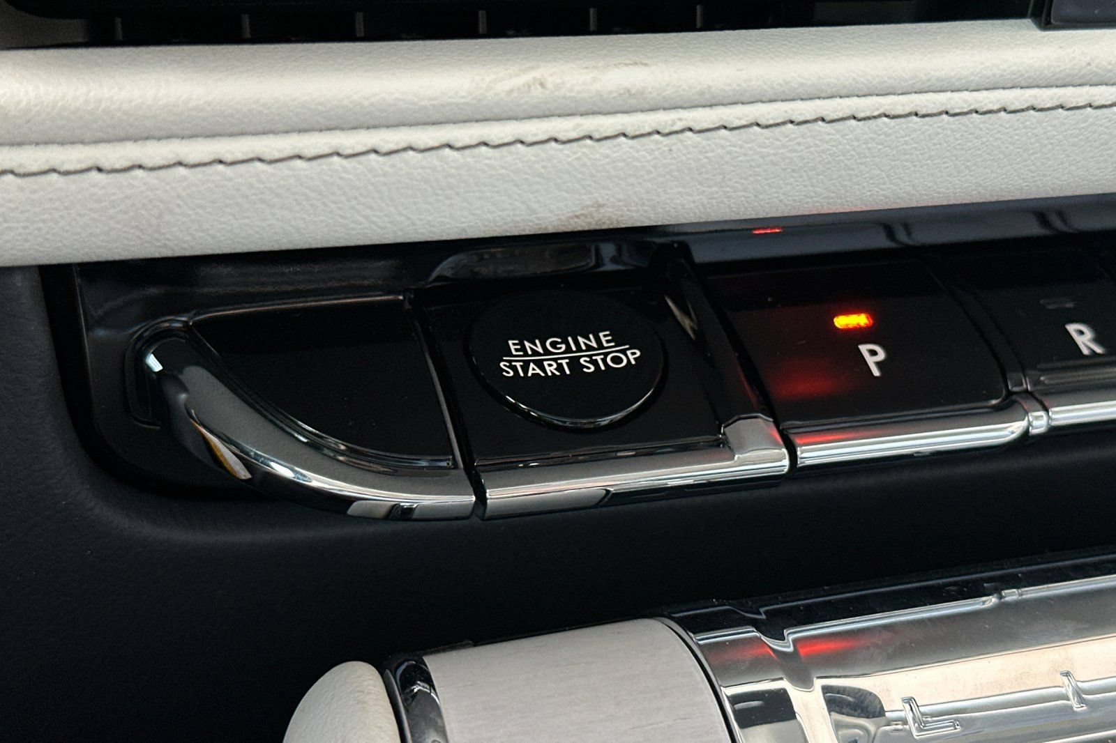New 2026 Lincoln Aviator Reserve AWD/4WD image 22