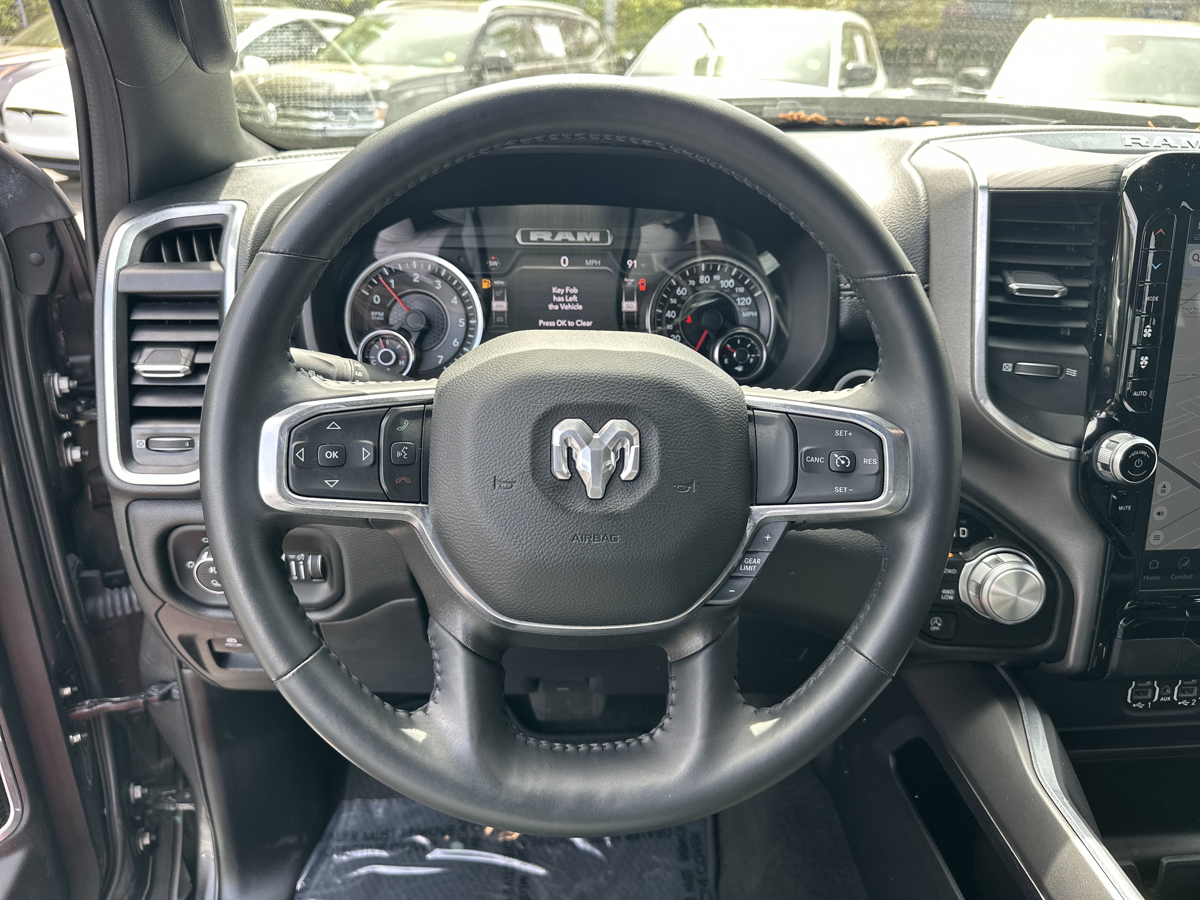 Used 2023 RAM 1500 Laramie AWD/4WD image 27