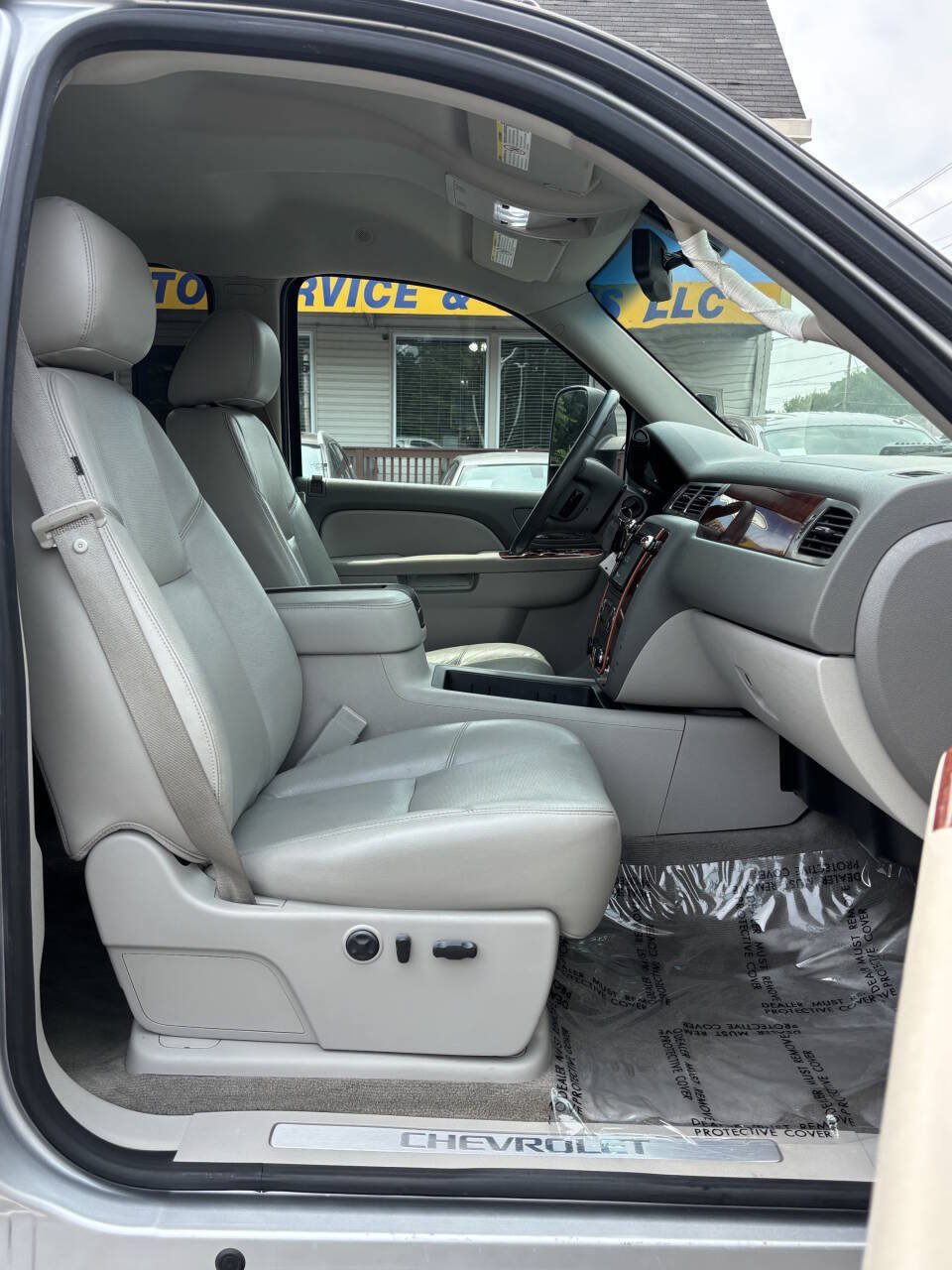 Used 2012 Chevrolet Silverado 2500 LTZ w/ LTZ Plus Package AWD/4WD image 20