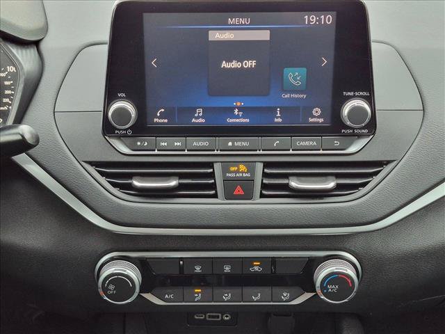 Used 2022 Nissan Altima 2.5 SV FWD image 14