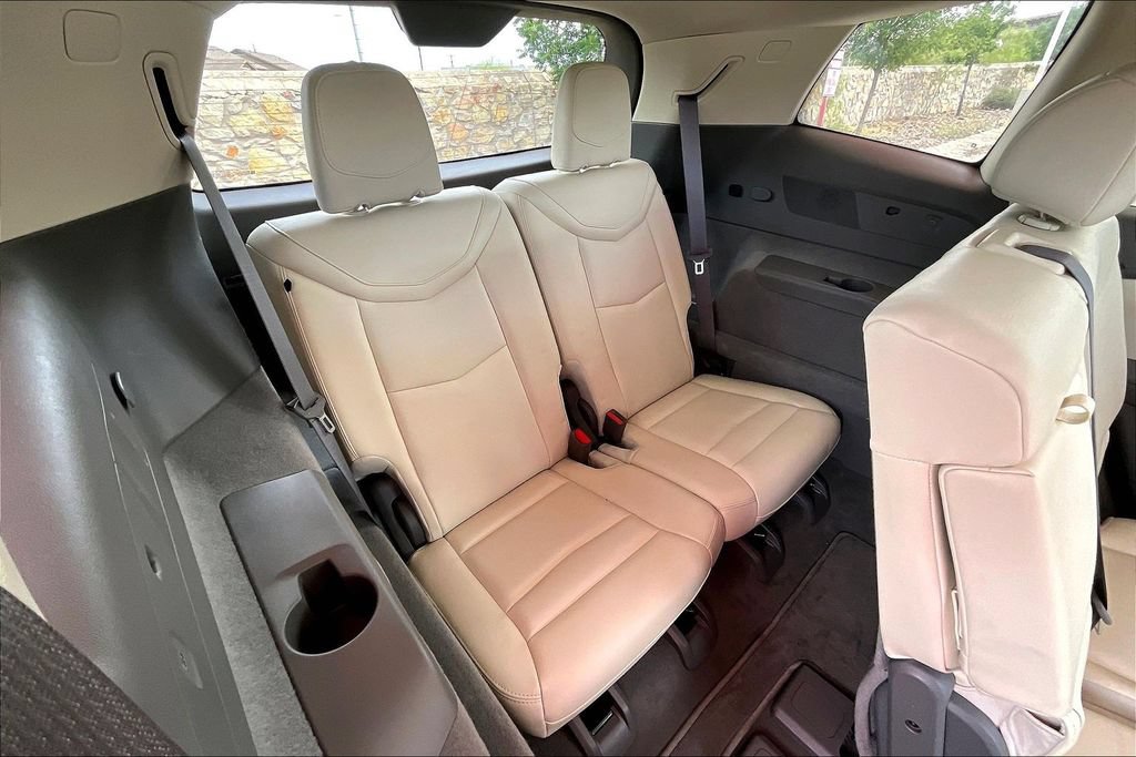 Used 2024 Cadillac XT6 Premium Luxury FWD image 28