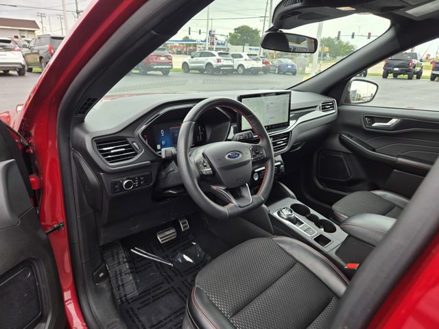 Certified 2024 Ford Escape ST-Line w/ Tech Pack #1 AWD/4WD video 2