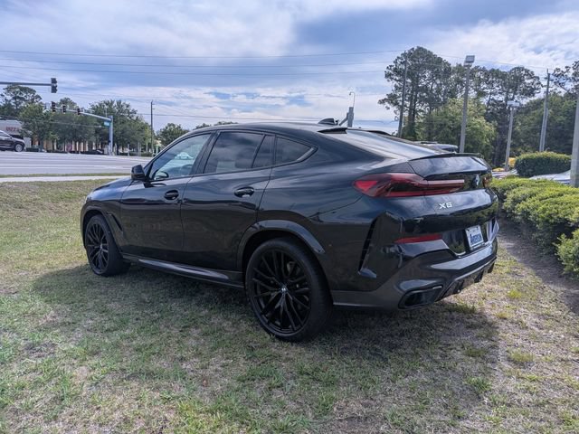 Used 2022 BMW X6 xDrive40i w/ M Sport Package AWD/4WD image 5