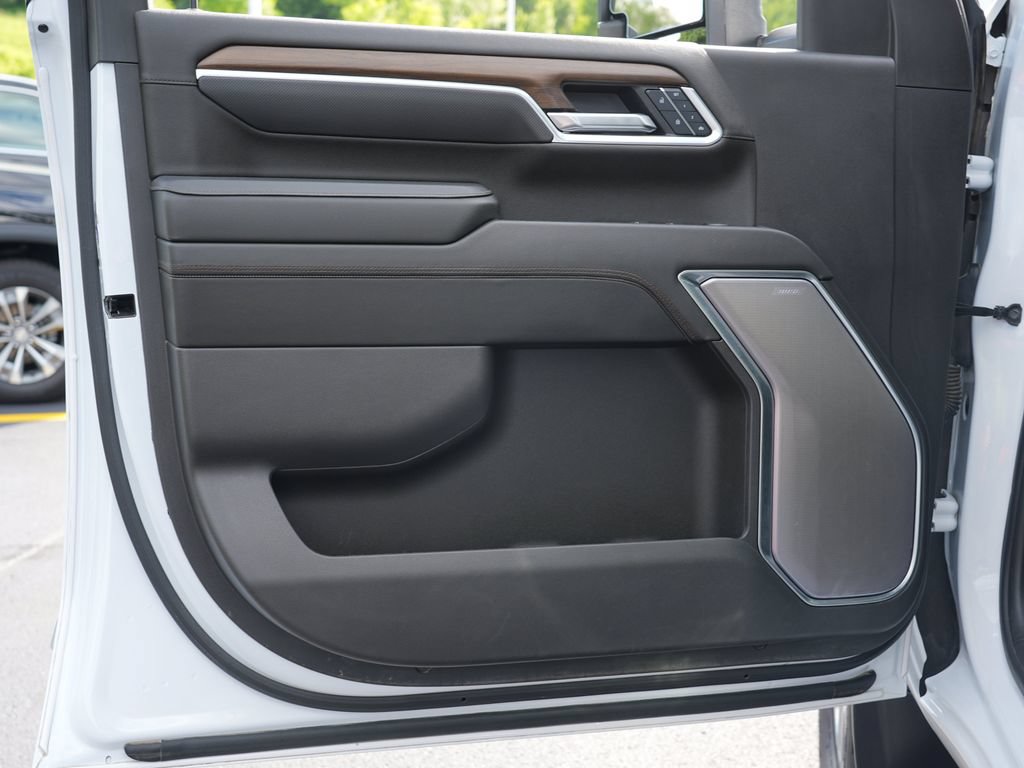 Certified 2025 Chevrolet Silverado 3500 High Country w/ High Country Premium Package AWD/4WD image 14
