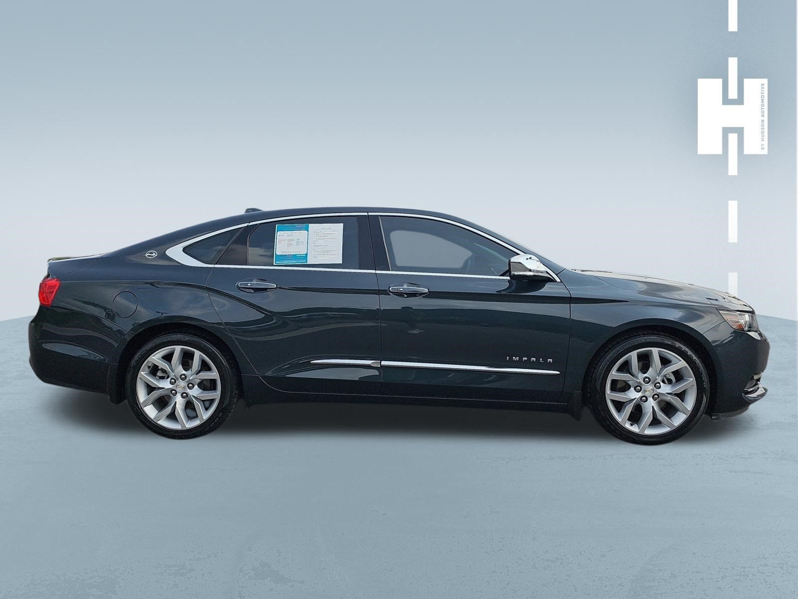 Used 2018 Chevrolet Impala Premier w/ Premier Convenience Package FWD image 3