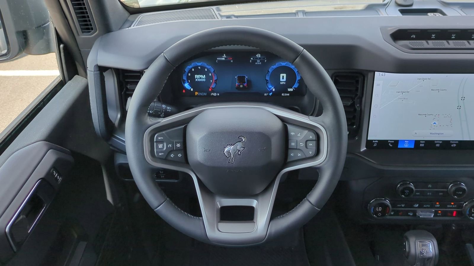 New 2025 Ford Bronco Badlands image 39