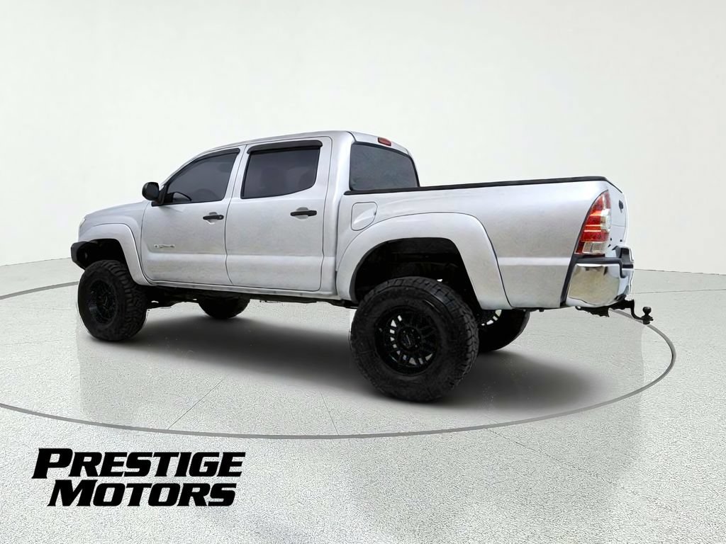 Used 2013 Toyota Tacoma 4x4 Double Cab w/ SR5 Pkg image 5