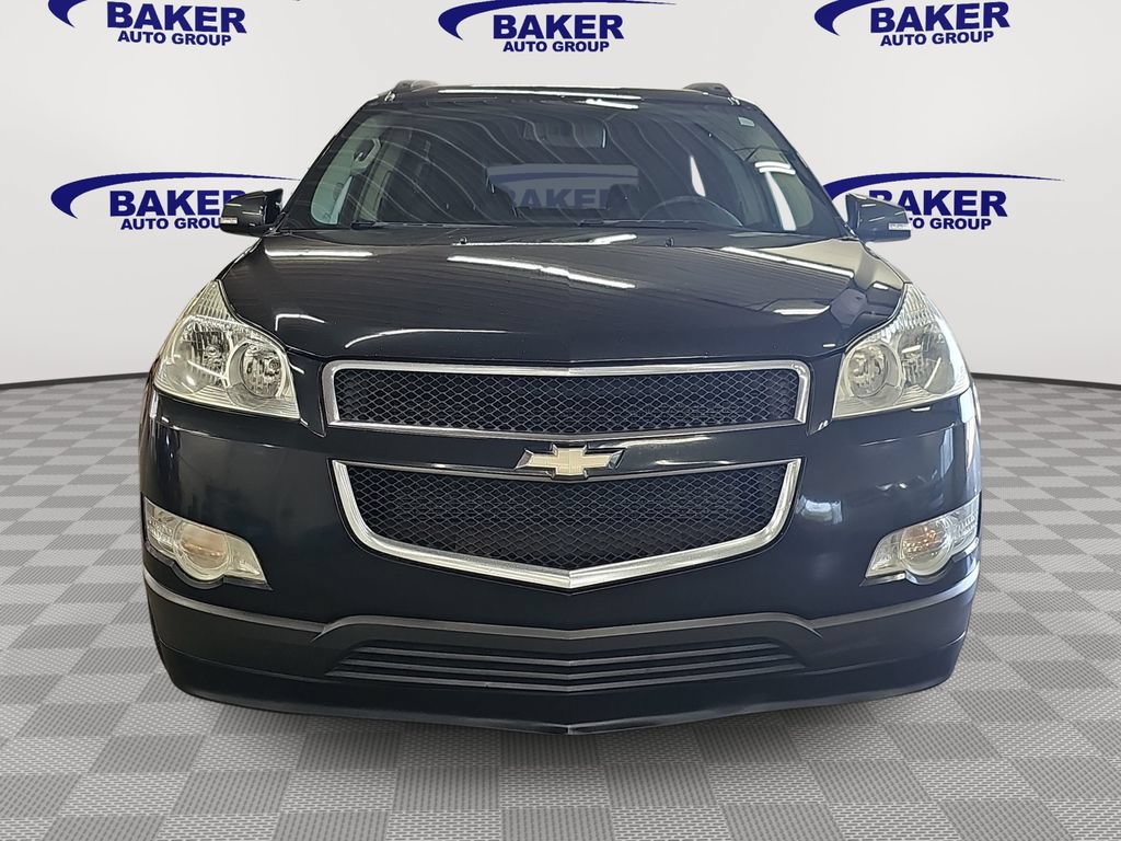 Used 2009 Chevrolet Traverse LT FWD image 2