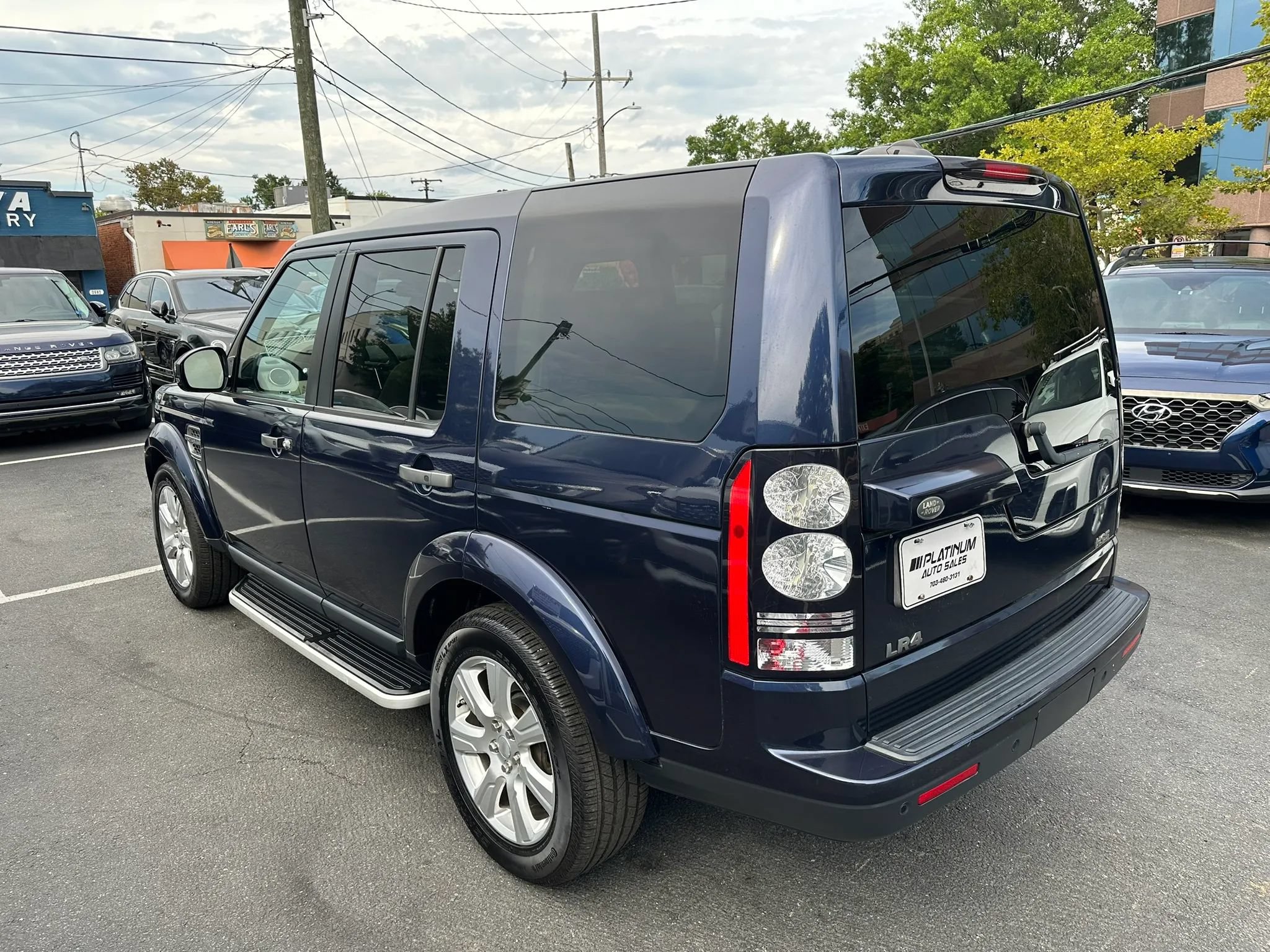 Used 2016 Land Rover LR4 HSE Silver Edition AWD/4WD image 7