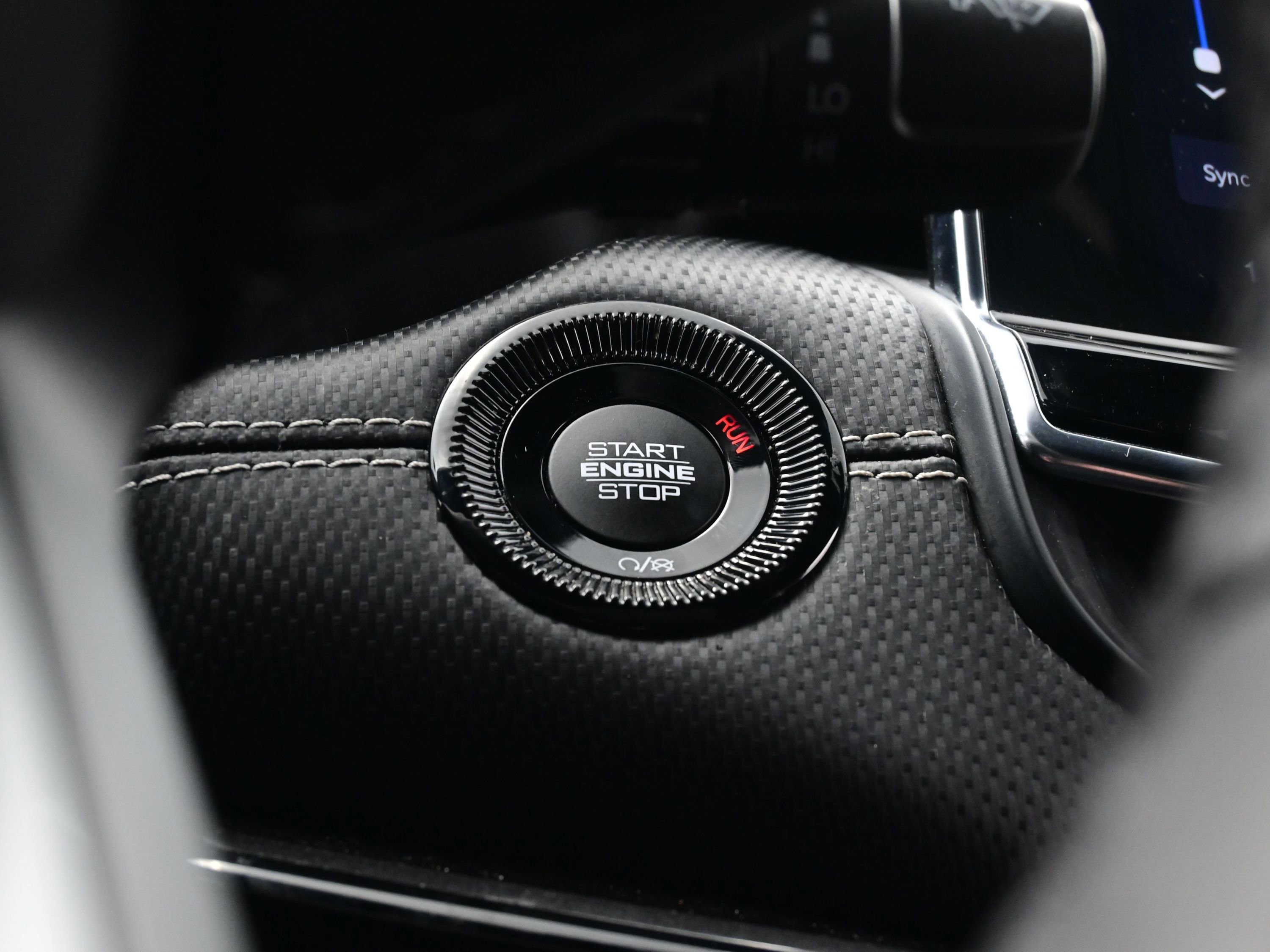 Used 2024 Jeep Compass Latitude w/ Convenience Group image 22