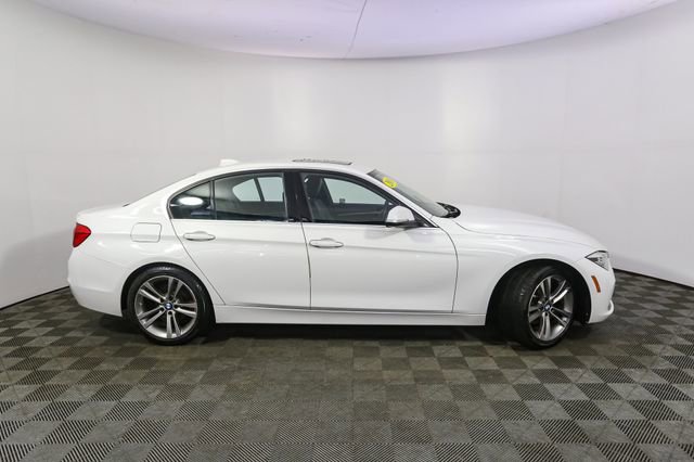 Used 2018 BMW 330i Sedan image 12