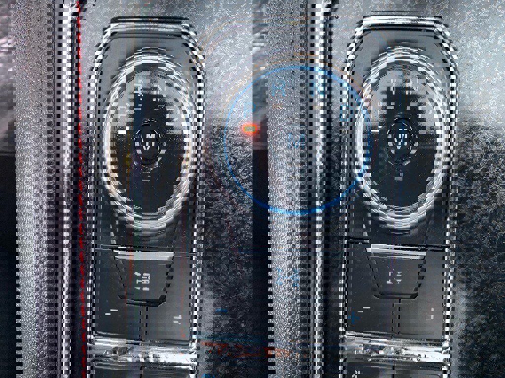 Used 2024 Ford Expedition Max Limited image 14