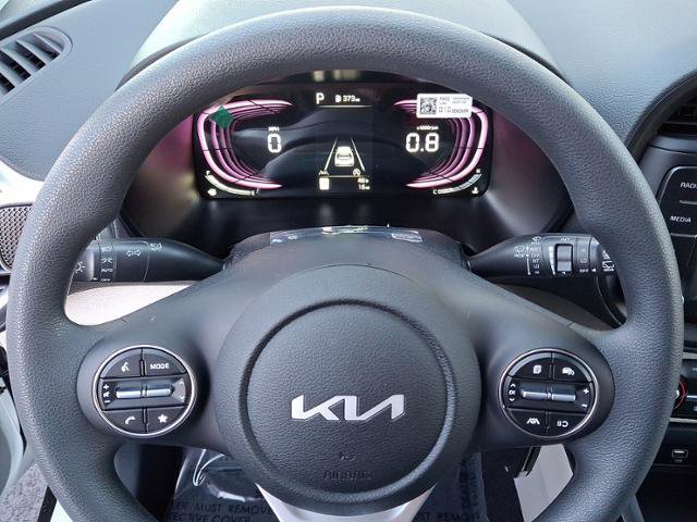 New 2025 Kia Soul LX image 9