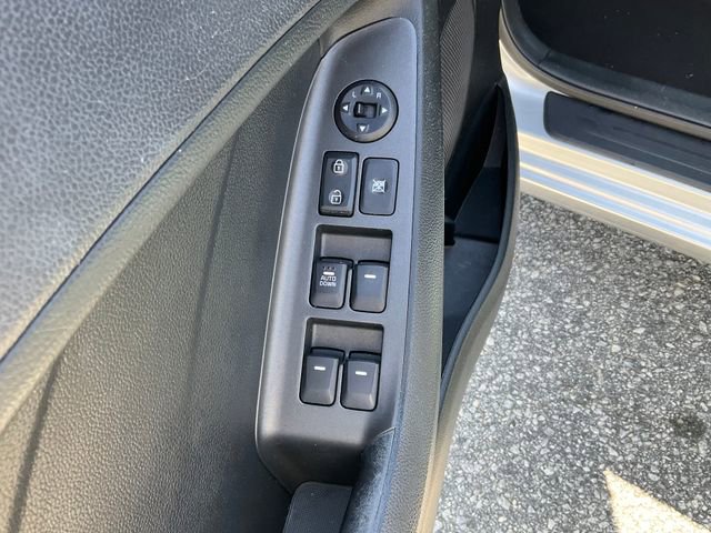 Used 2016 Kia Forte LX image 7