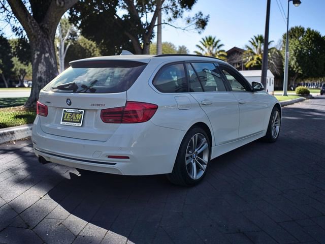 Used 2017 BMW 330i xDrive Wagon image 5