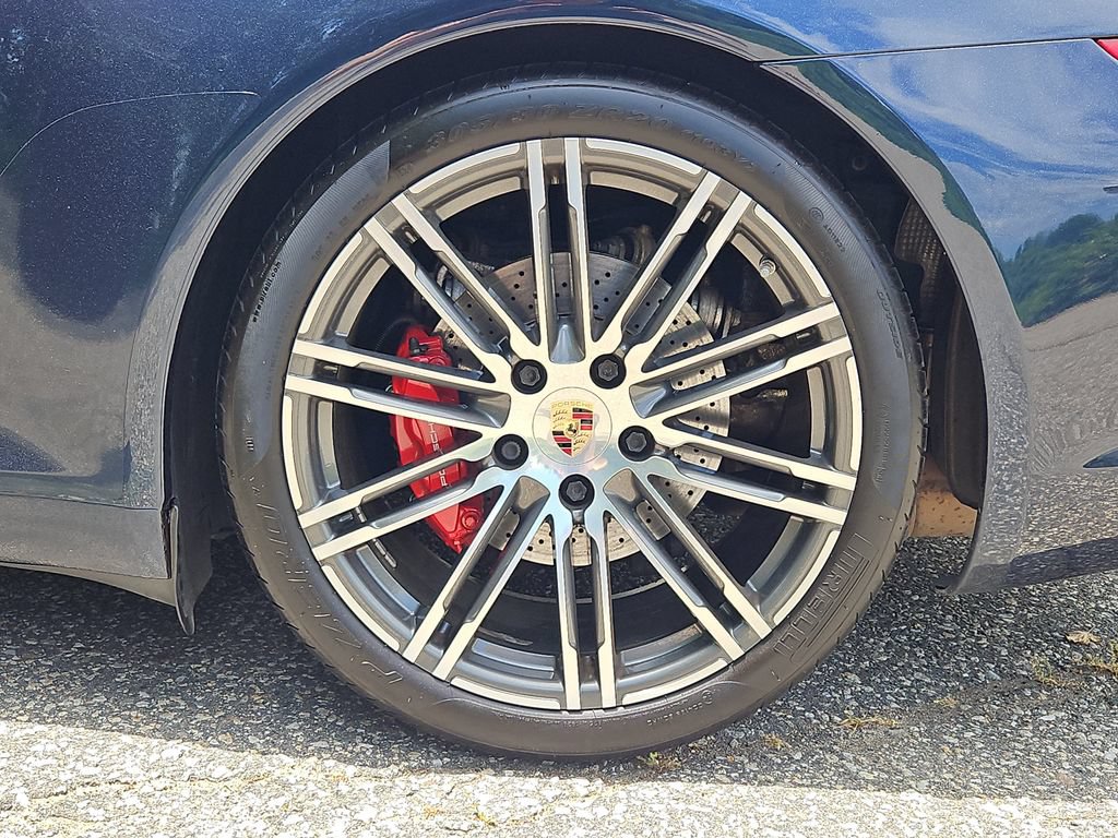 Used 2015 Porsche 911 Carrera S RWD image 11