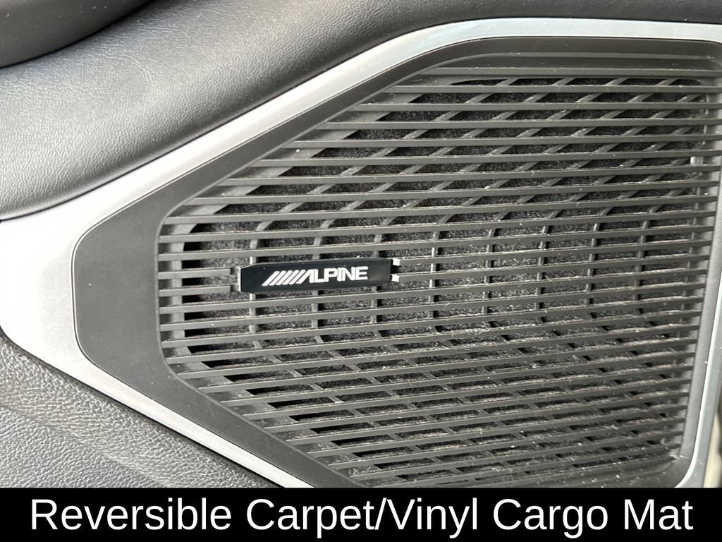 Used 2022 Jeep Wagoneer Series II w/ Premium Group I AWD/4WD image 13