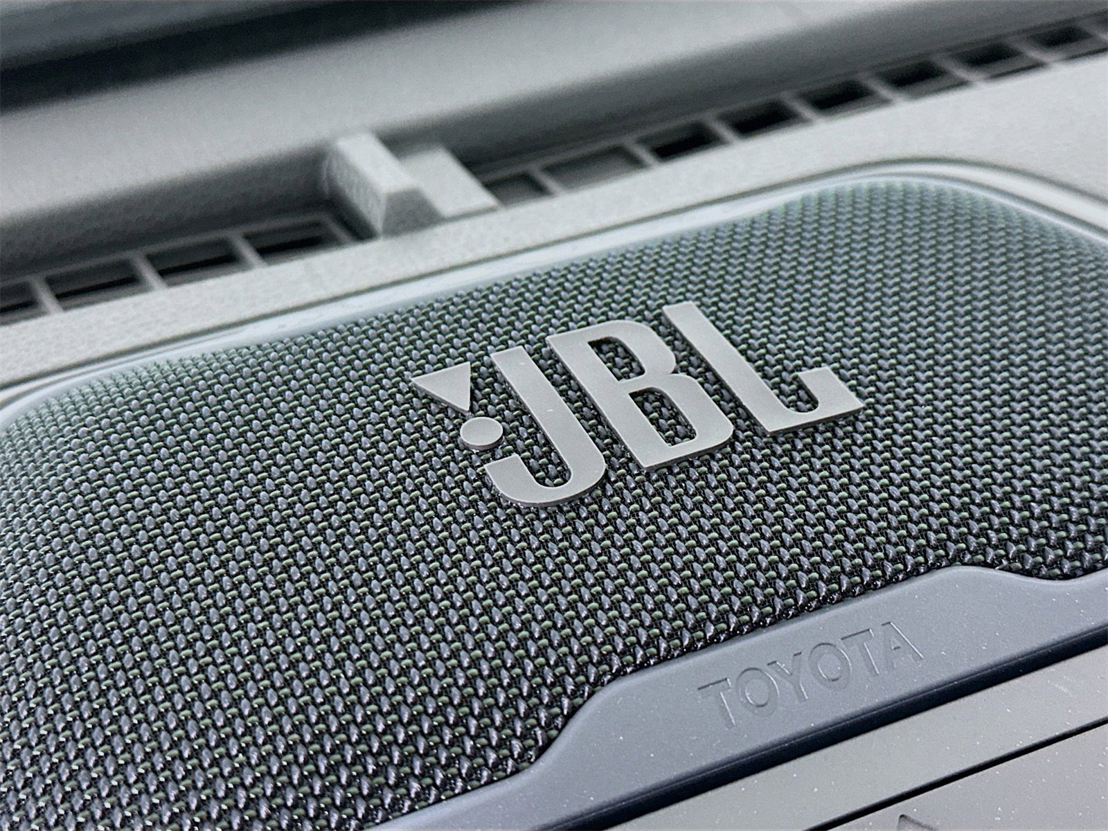 New 2025 Toyota Tacoma TRD Off-Road image 19