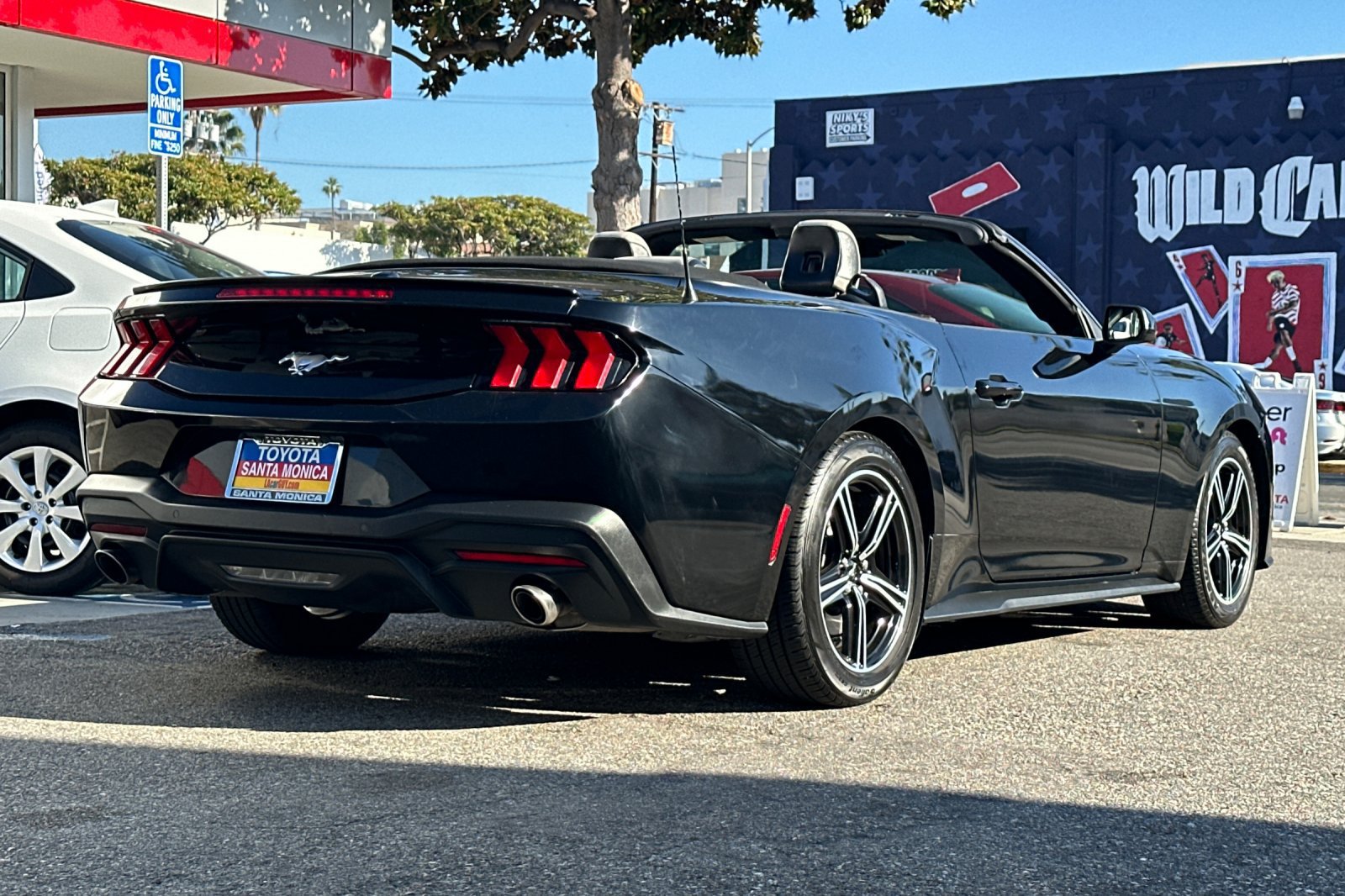 Used 2024 Ford Mustang Premium RWD image 4