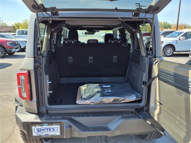 New 2025 Ford Bronco Outer Banks w/ Sasquatch Package image 10