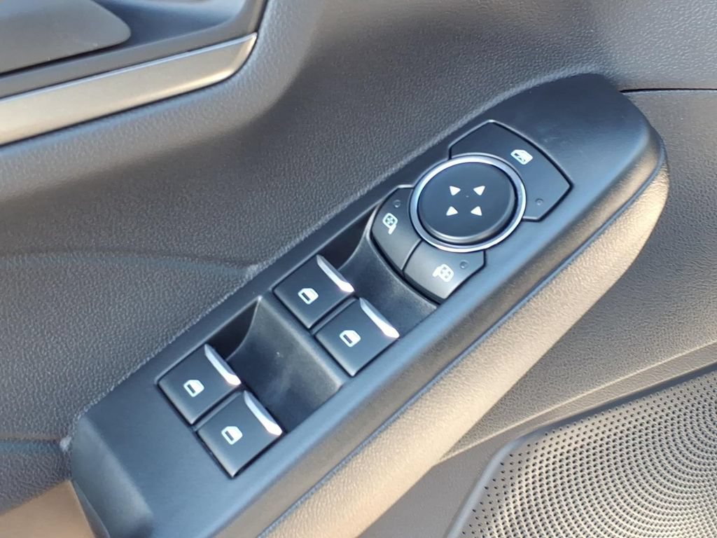New 2025 Ford Escape Active w/ Tech Pack #1 AWD/4WD image 17