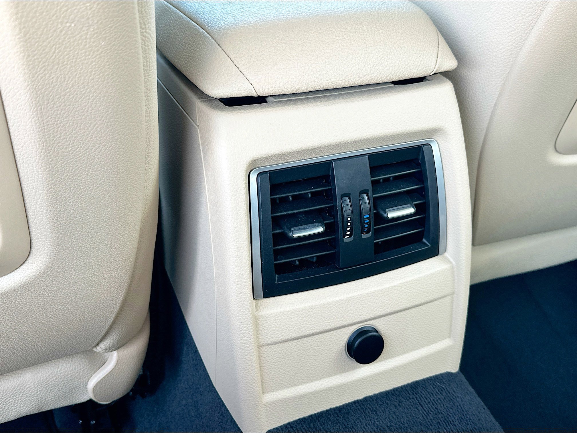 Used 2018 BMW 330i Sedan image 25