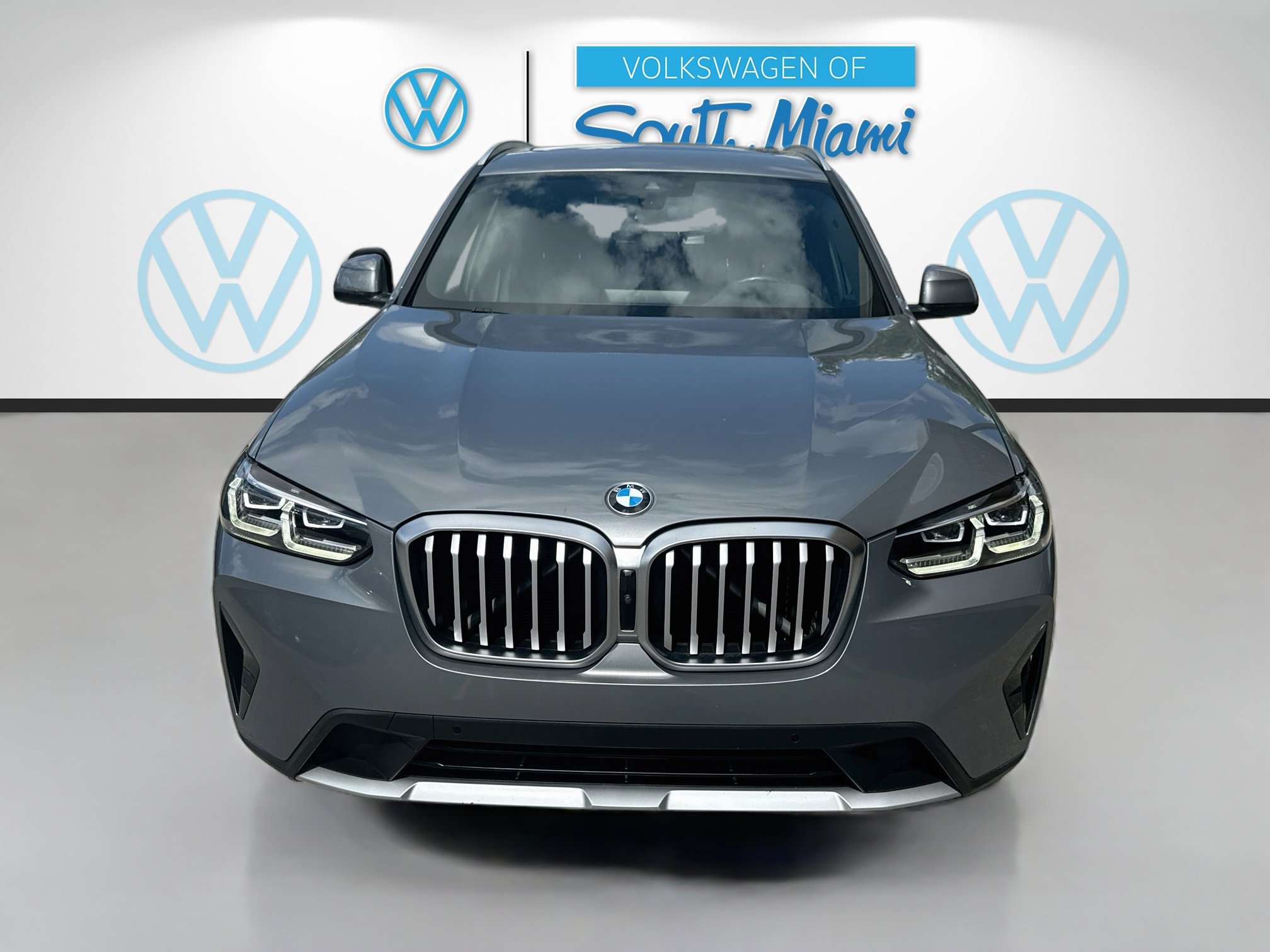 Used 2024 BMW X3 sDrive30i w/ Convenience Package RWD image 2