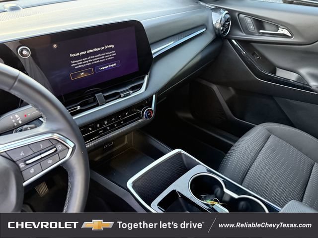 Used 2025 Chevrolet Equinox LT FWD image 17