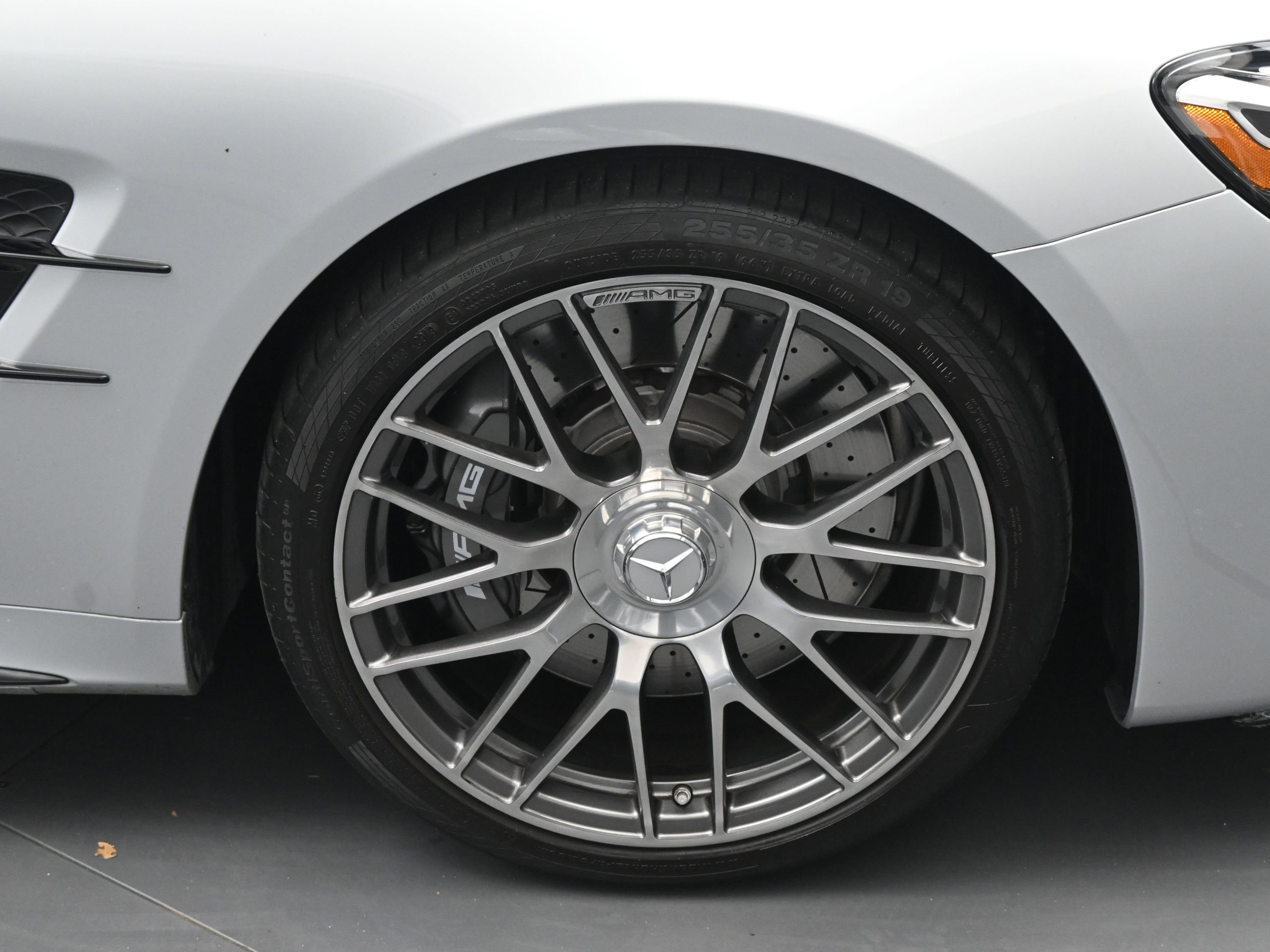 Used 2019 Mercedes-Benz SL 63 AMG image 15