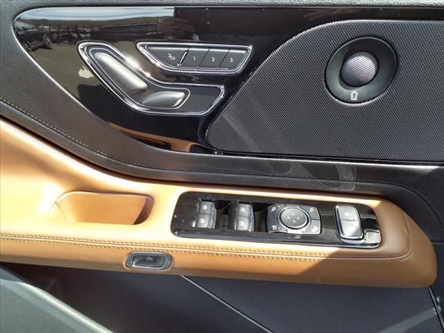 New 2024 Lincoln Aviator Reserve w/ Equipment Group 201A AWD/4WD image 7