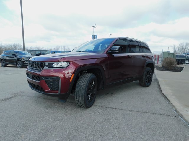 New 2026 Jeep Grand Cherokee Altitude AWD/4WD image 4