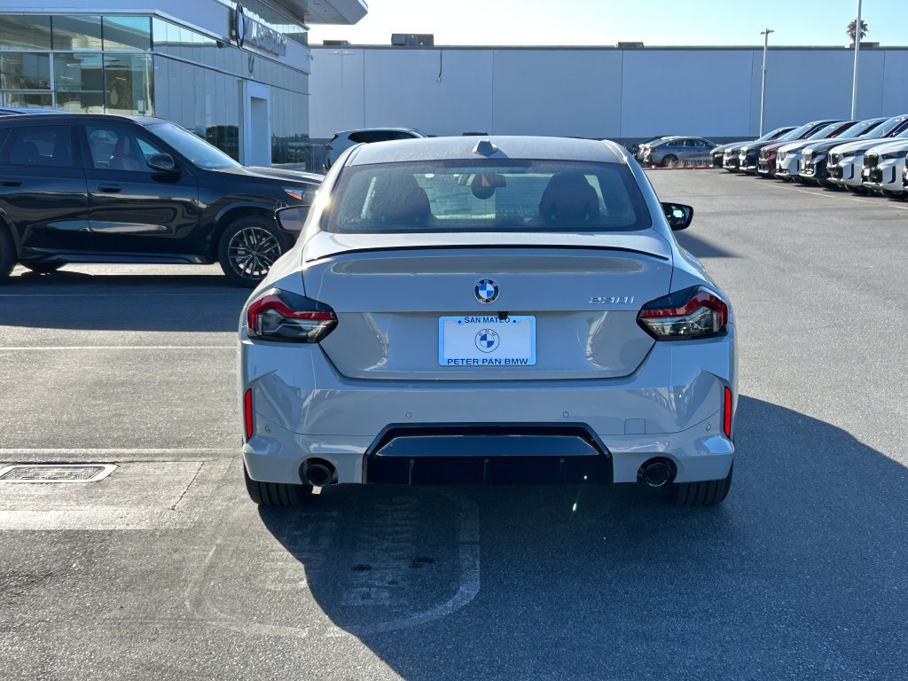 New 2026 BMW 230i Coupe w/ Premium Package RWD image 4