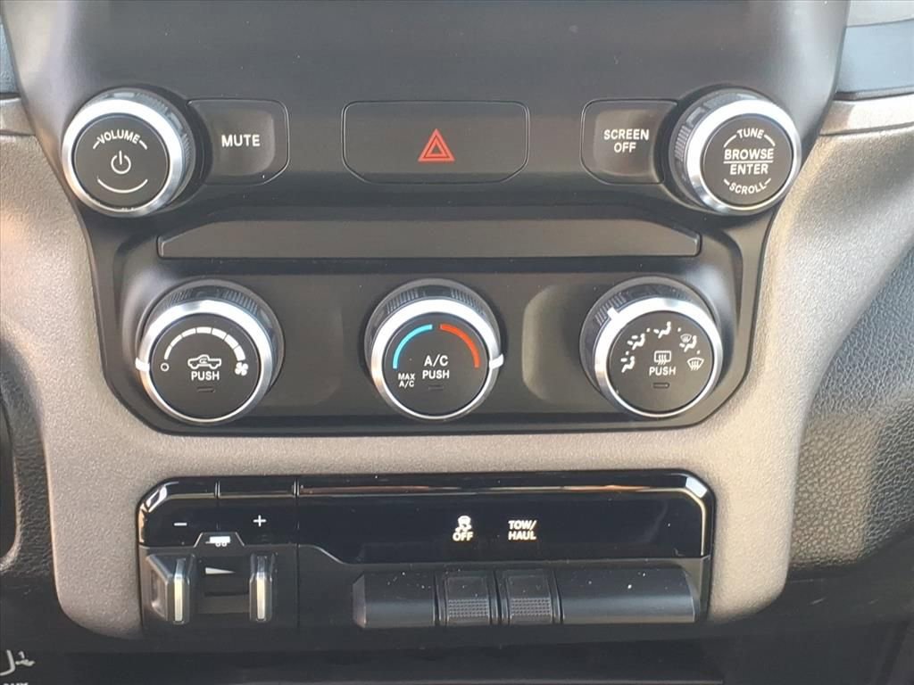 Used 2022 RAM 2500 Tradesman w/ Chrome Appearance Group image 8