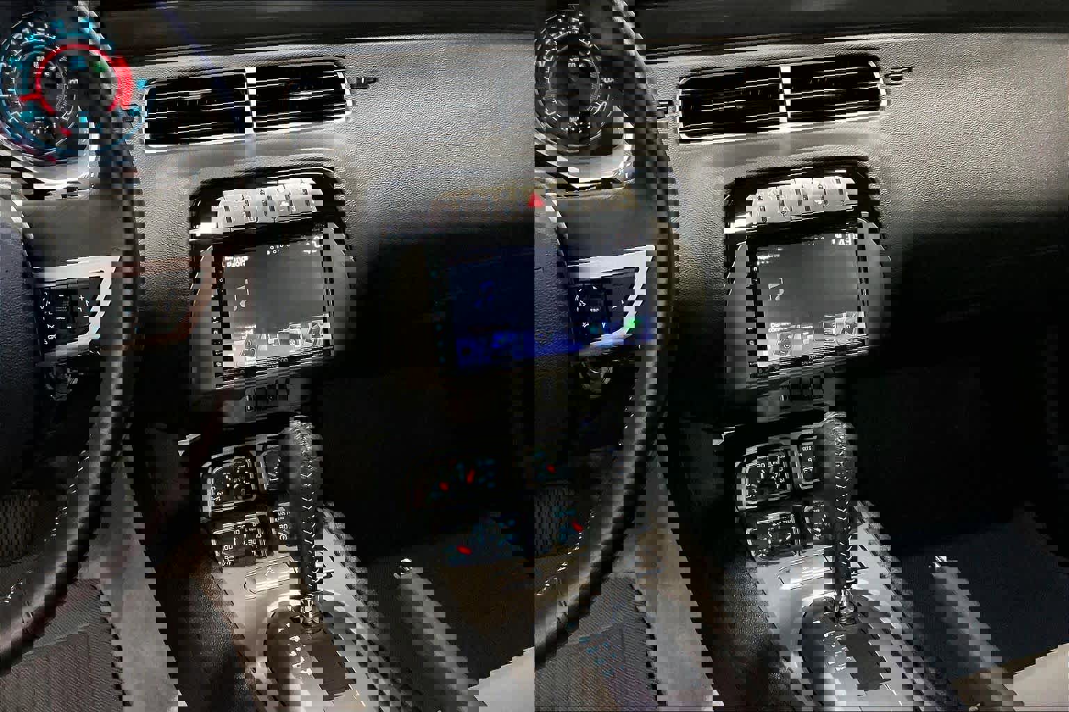 Used 2010 Chevrolet Camaro SS w/ LPO, Ground Effects Package image 9