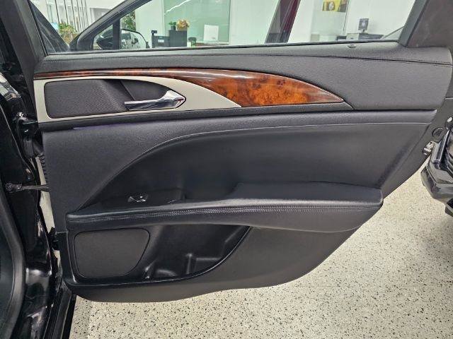 Used 2017 Lincoln MKZ Reserve w/ Climate Package image 29