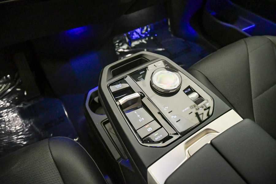 Certified 2024 BMW iX xDrive50 AWD/4WD image 19