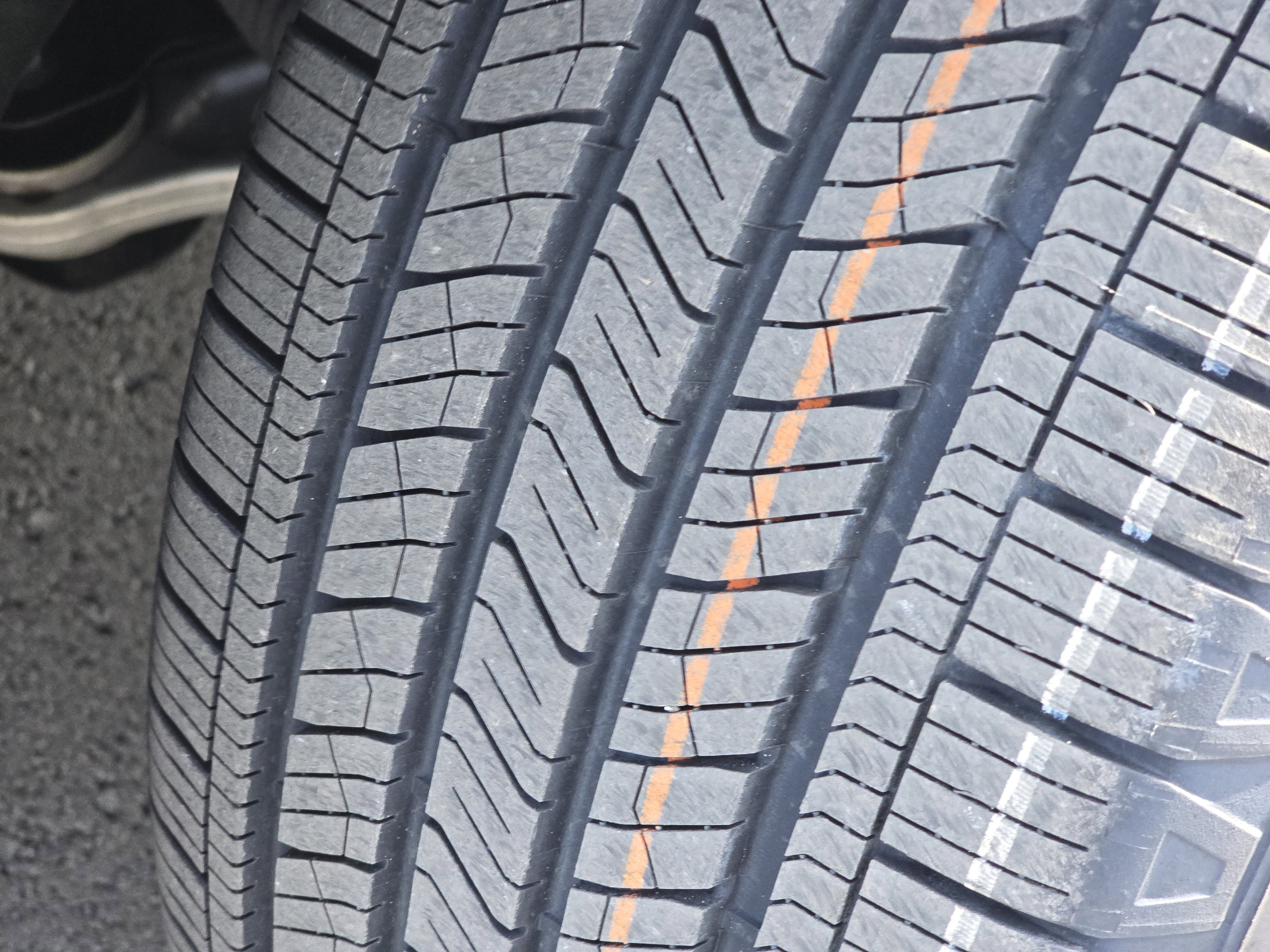 Used 2023 Nissan Pathfinder SL w/ Black Appearance Package image 14