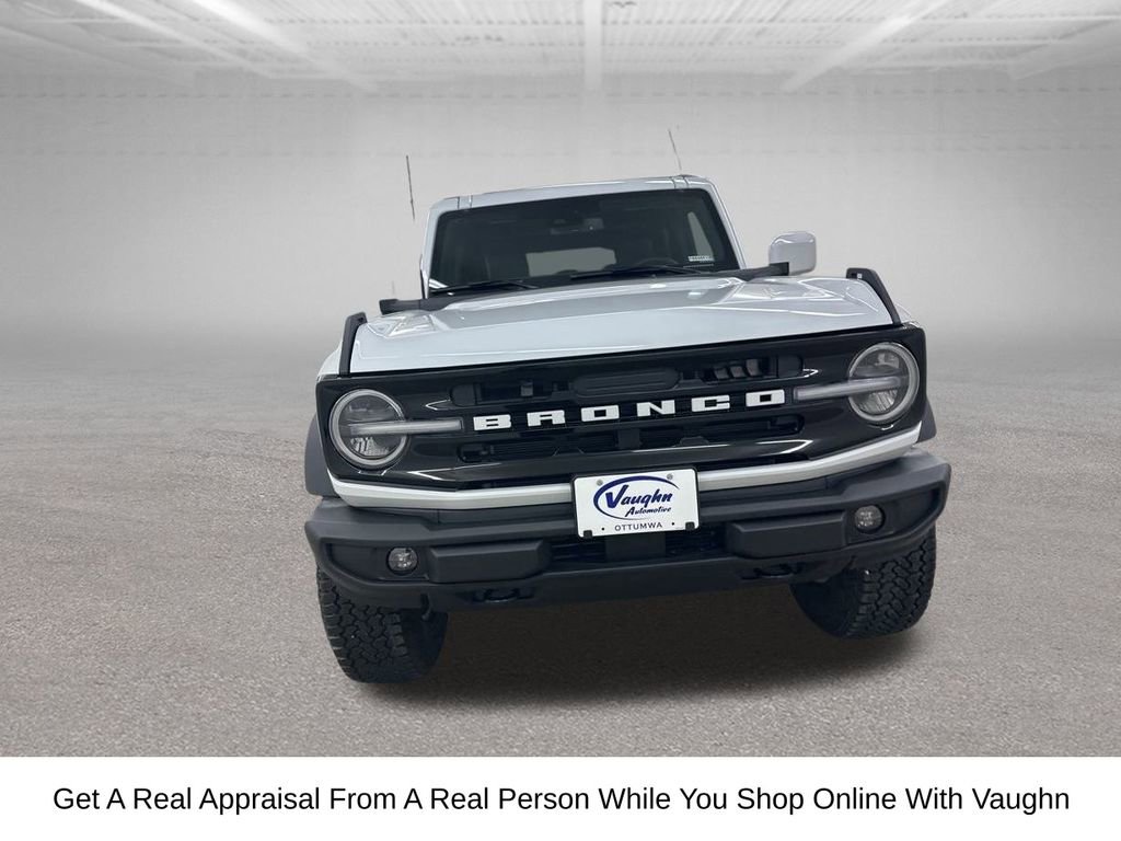 New 2025 Ford Bronco Outer Banks w/ Sasquatch Package AWD/4WD image 3